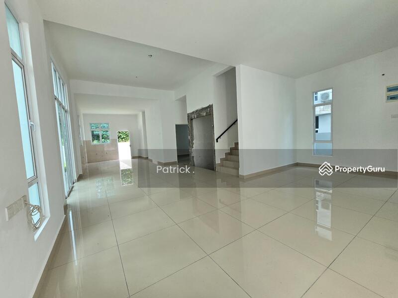 For Sale - No Agent Fee !!! 3 Storey Bungalow Starhill 4200sf Bukit Gambier Near USM