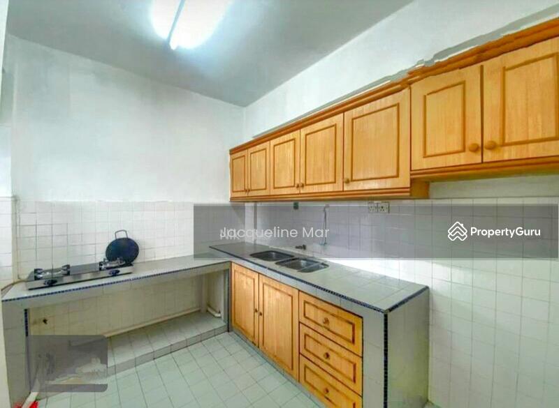 For Sale - Kenari Court