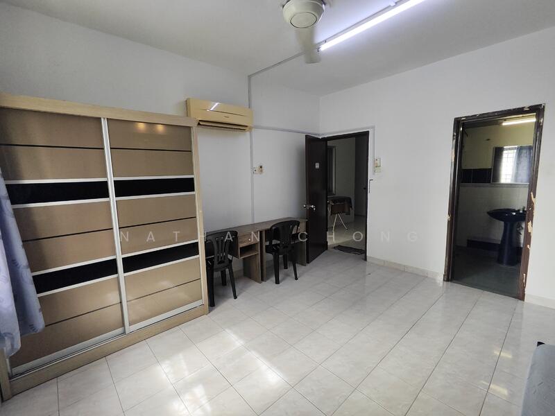 Untuk Disewa - Vista Komanwel B