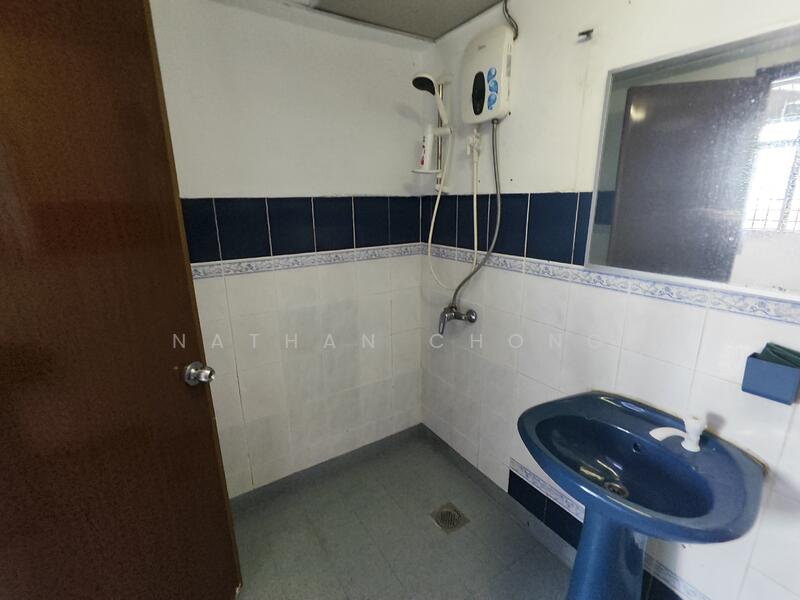Untuk Disewa - Vista Komanwel B