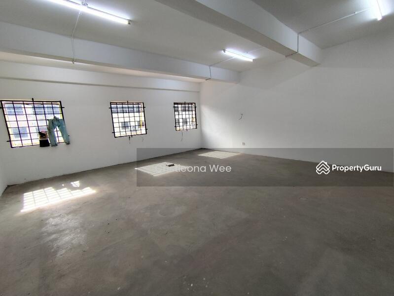 Shop-office at Bandar Country Homes untuk Untuk Disewa - RM 1,000 /bulan, Apr 2026 - PropertyGuru.com.my
