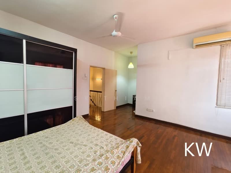 2-storey Terraced House for Sale in Kota Kemuning (Shah Alam) - SK Thiam - Bedroom - PropertyGuru.com.my