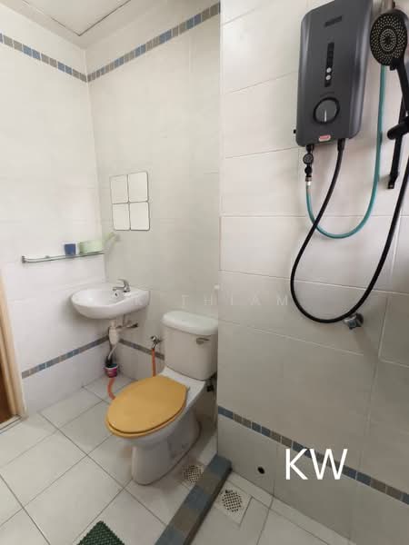 2-storey Terraced House for Sale in Kota Kemuning (Shah Alam) - SK Thiam - Bathroom - PropertyGuru.com.my