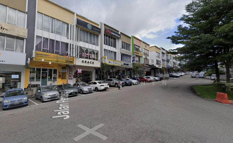 Untuk Dijual - Taman Ungku Tun Aminah - 3 Storey Shoplot