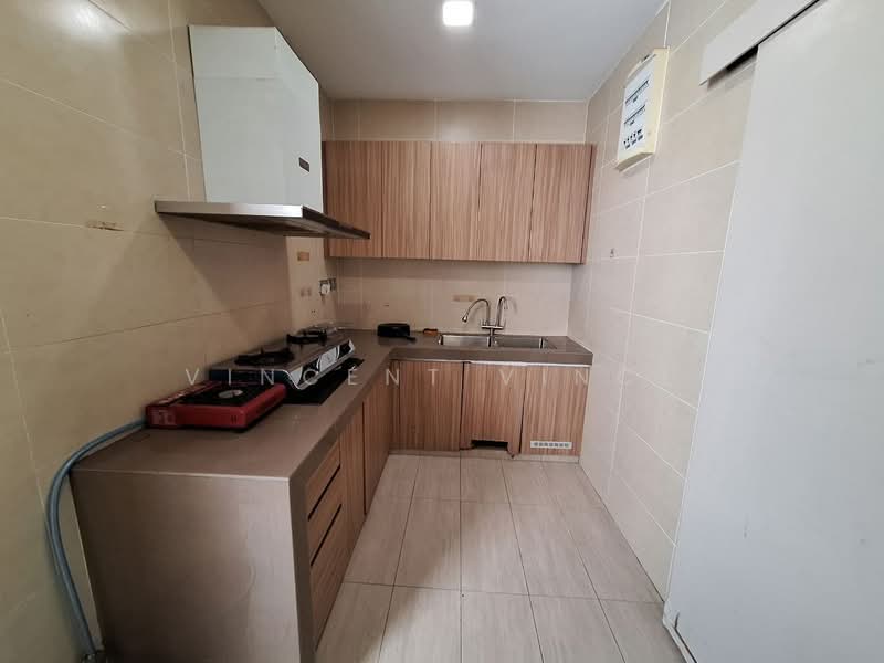 Servis Apartment untuk Disewa di Amerin Residence - Vincent Vince - Kitchen - PropertyGuru.com.my