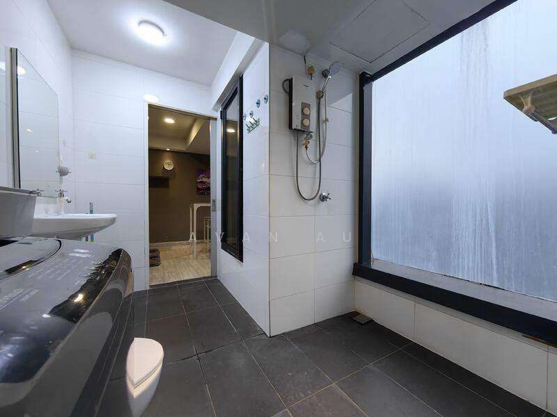 For Rent - SOHO @ Empire City