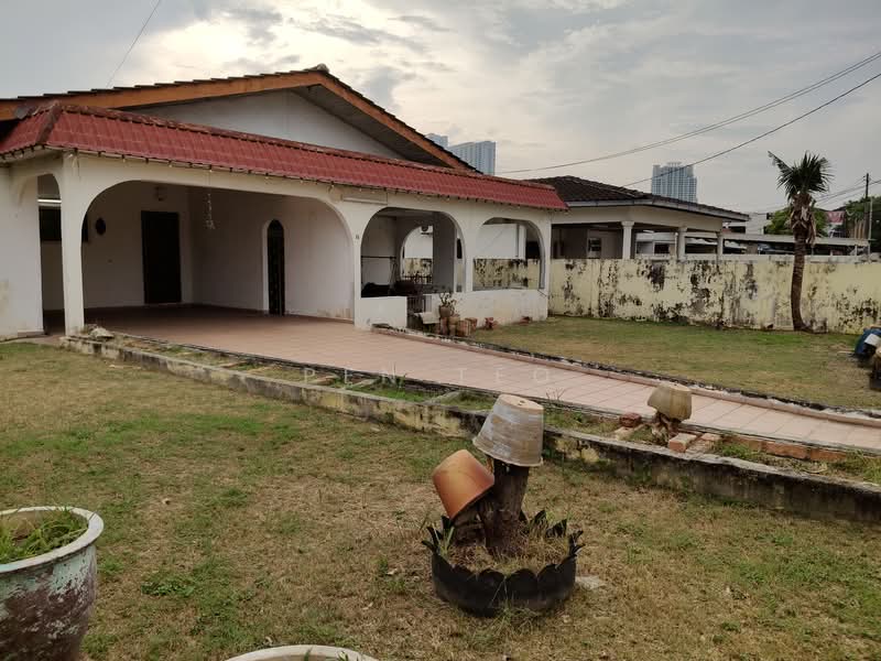 Untuk Dijual - Single Storey Bungalow, Gelugor, Bayan Lepas, Penang.