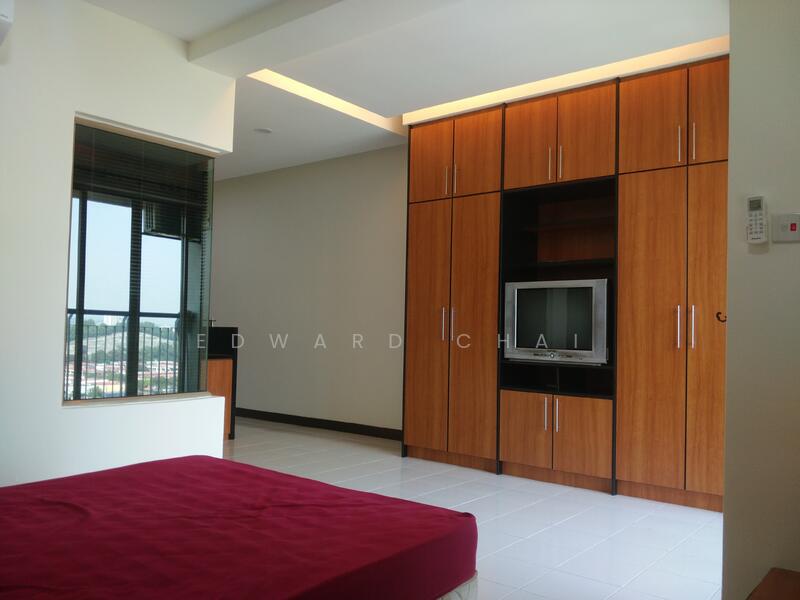 For Rent - Ritze Perdana 1