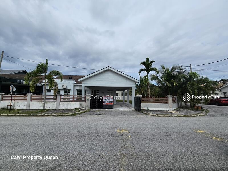 For Sale - Freehold corner single storey semidetached in Klebang harmoni for sale