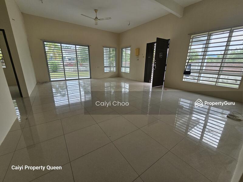 For Sale - Freehold corner single storey semidetached in Klebang harmoni for sale