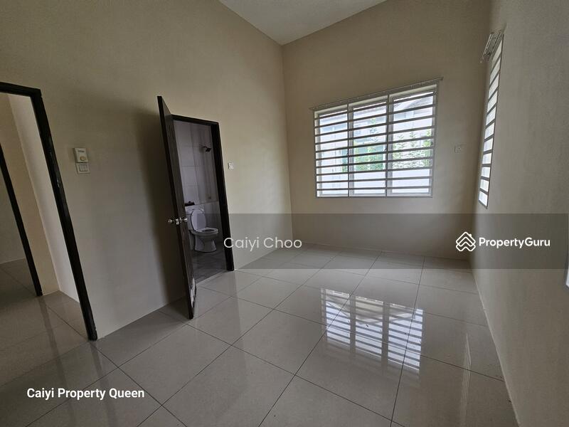 For Sale - Freehold corner single storey semidetached in Klebang harmoni for sale