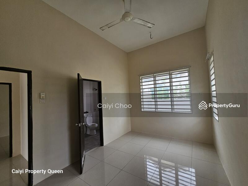 For Sale - Freehold corner single storey semidetached in Klebang harmoni for sale