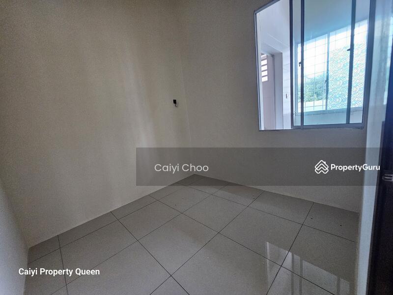 For Sale - Freehold corner single storey semidetached in Klebang harmoni for sale