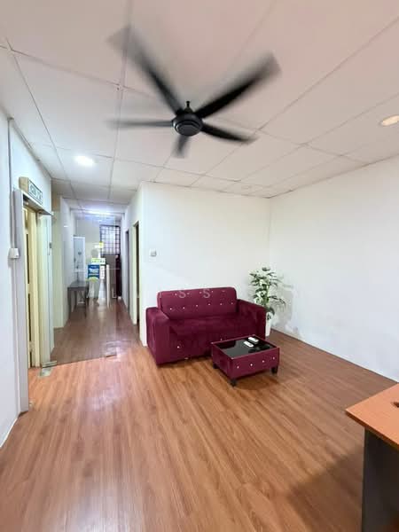 Shop / Office for Rent in Larkin (Johor Bahru) - Alviss Tay - Living Room - PropertyGuru.com.my