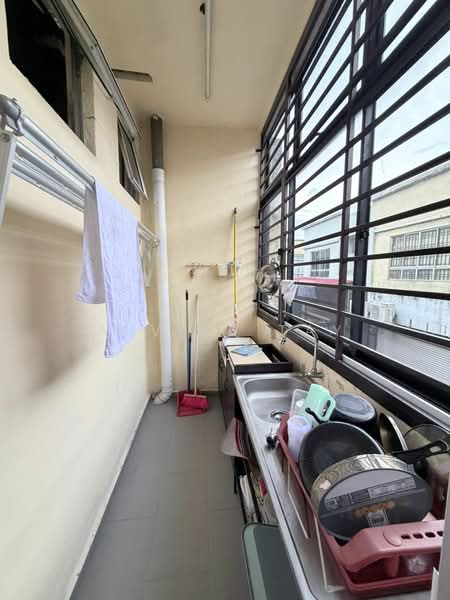 Shop / Office for Rent in Larkin (Johor Bahru) - Alviss Tay - Balcony - PropertyGuru.com.my