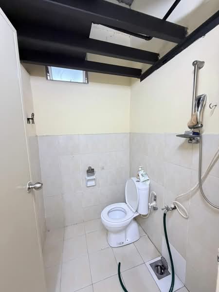 Shop / Office for Rent in Larkin (Johor Bahru) - Alviss Tay - Bathroom - PropertyGuru.com.my