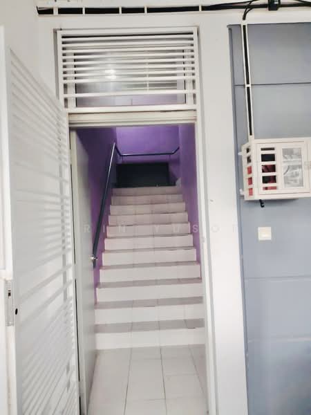 Townhouse for Rent in Kuala Selangor (Selangor) - Erin Yusof - Corridor - PropertyGuru.com.my