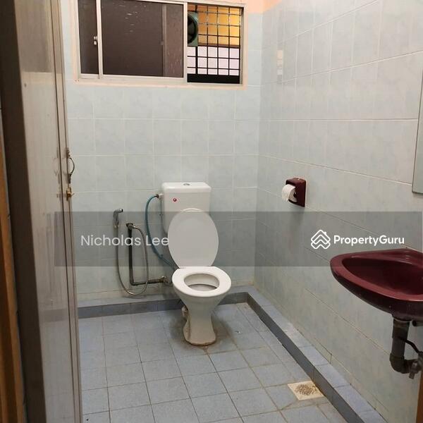 For Sale - Le Courts Desa Tambun