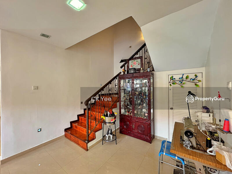 For Sale - 2 Storey Semi-D(40x100) ,Sri Petaling(Zone P)