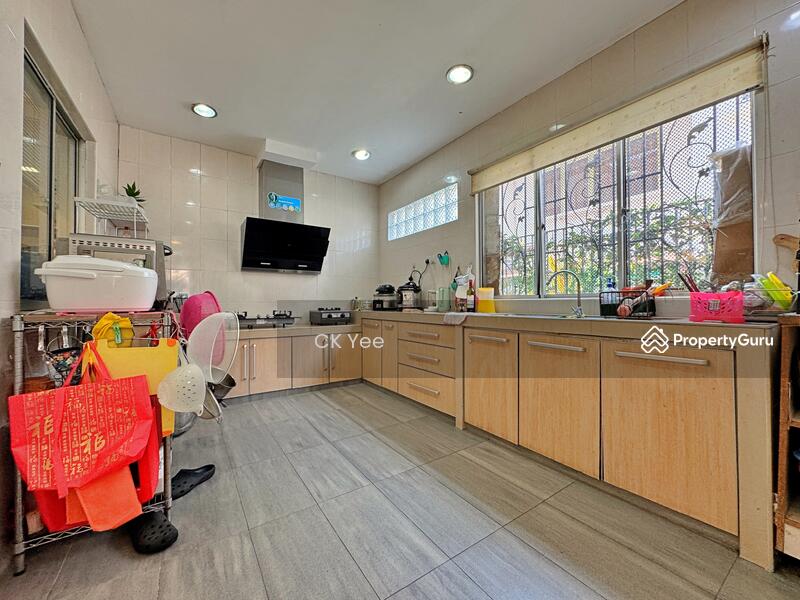 For Sale - 2 Storey Semi-D(40x100) ,Sri Petaling(Zone P)