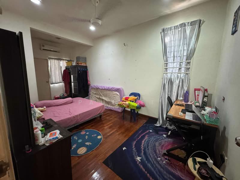 Rumah Teres 2 Tingkat untuk Dijual di Taman Puchong Hartamas (Puchong) - Paul Lee - Bedroom - PropertyGuru.com.my