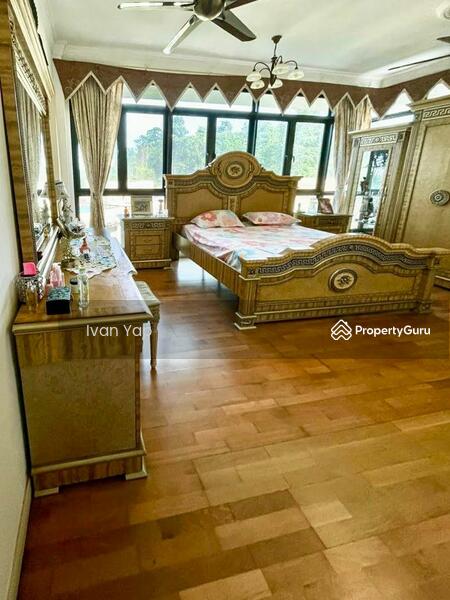 For Sale - Zehn Bukit Pantai