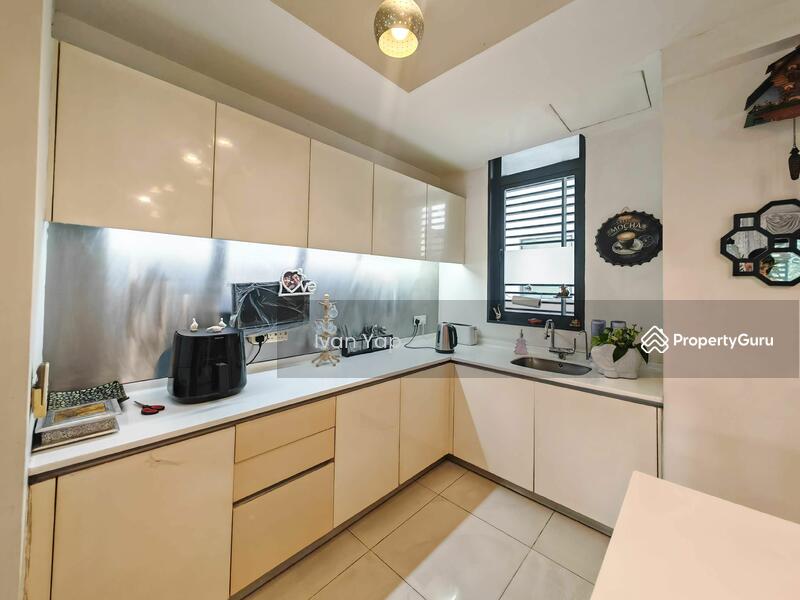 Untuk Dijual - Zehn Bukit Pantai