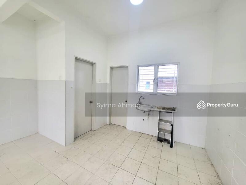 For Sale - Saujana Utama Sungai Buloh