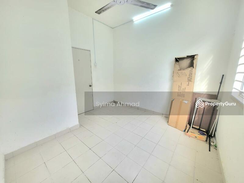 For Sale - Saujana Utama Sungai Buloh