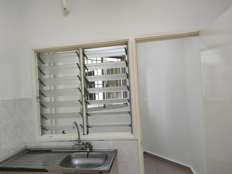 For Sale - Crystal Tower (Pangsapuri Kristal)