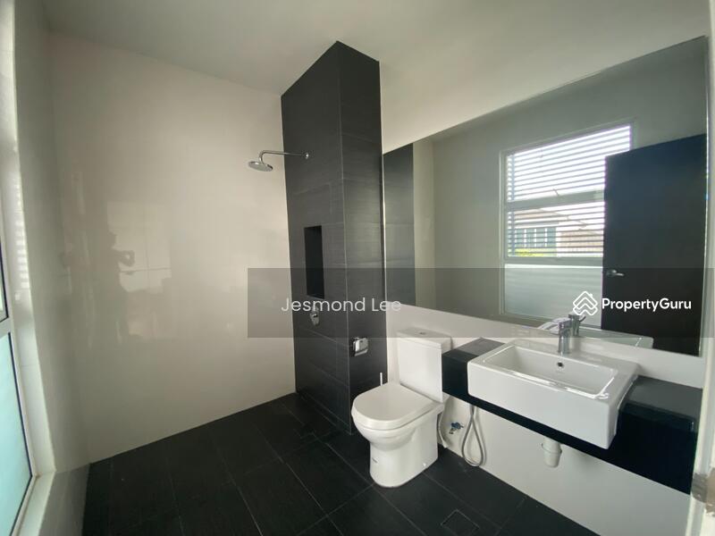 For Rent - Isola Villa Senibong Cove Coast Grandeur Waterway Hills Residence Straits View Permas Jaya