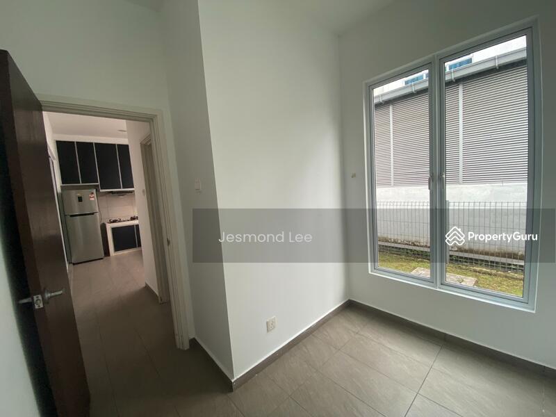 For Rent - Isola Villa Senibong Cove Coast Grandeur Waterway Hills Residence Straits View Permas Jaya