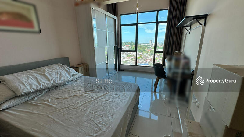 Casa Residences High Floor with Balcony - No Agent Fee Required