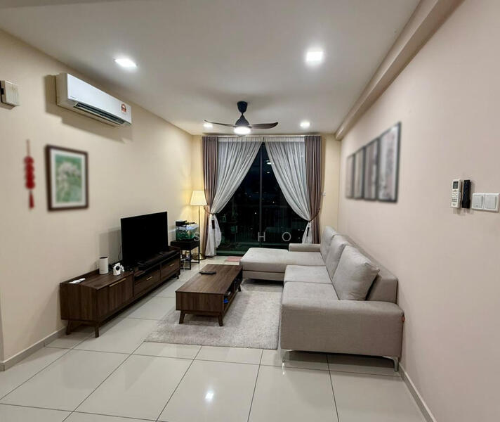 Casa Residences High Floor with Balcony - Living Area