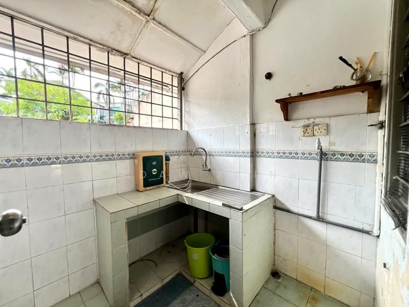 Rumah Teres untuk Disewa di Shah Alam (Selangor) - Adaw Zain - Kitchen - PropertyGuru.com.my
