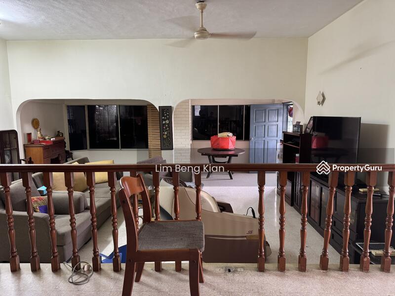 Untuk Disewa - corner lot double storey terraced house taman megah