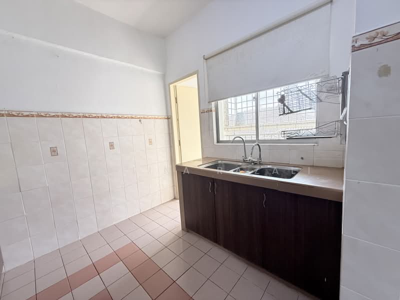 Condominium for Sale at De Rozelle - Razlina Razali - Kitchen - PropertyGuru.com.my