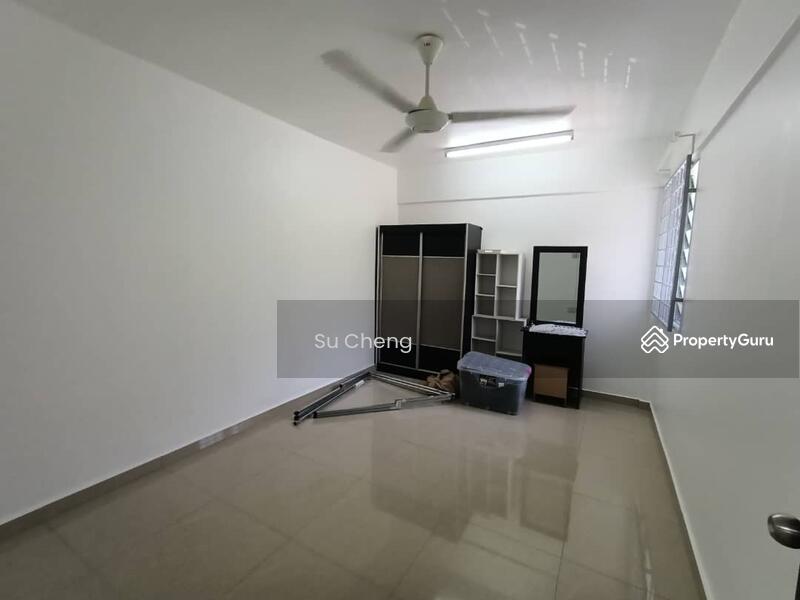For Rent - Desa Petaling Flat