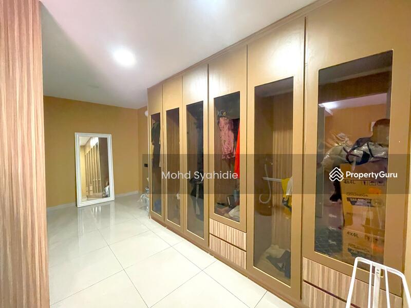 For Sale - Prima Court