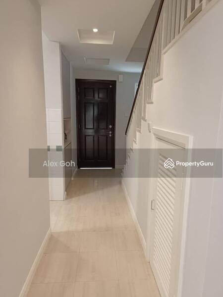 Untuk Dijual - Adiva Courtyard