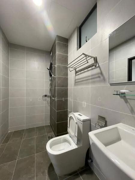 Kediaman Servis untuk Dijual di Twin Tower Residence - Vchelle. C - PropertyGuru.com.my