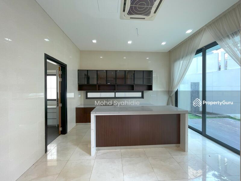 For Sale - Gaia 16