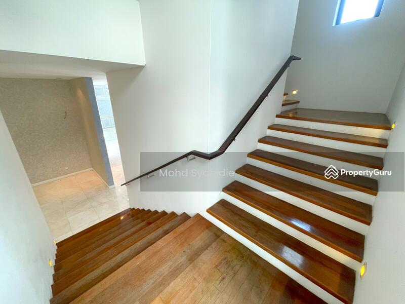 For Sale - Gaia 16