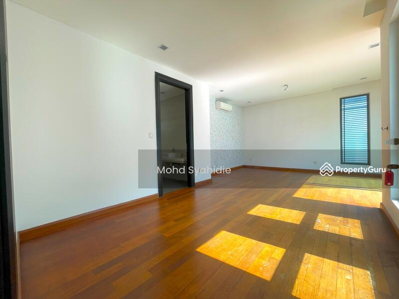 For Sale - Gaia 16