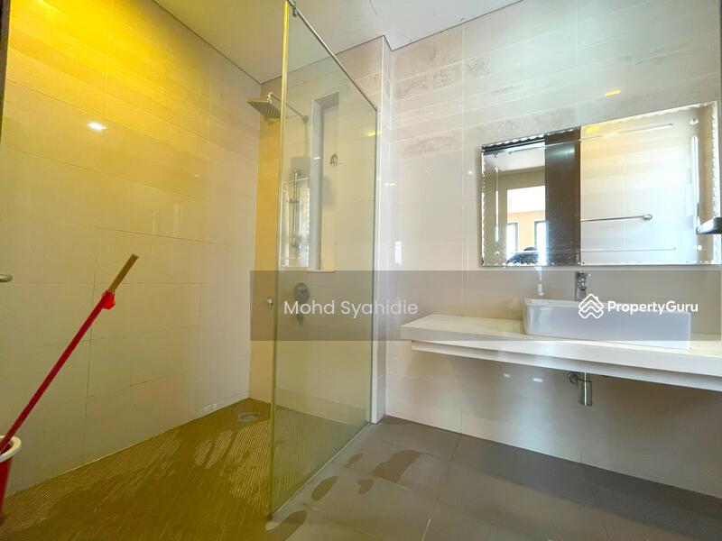For Sale - Gaia 16