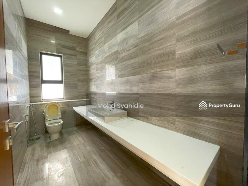 For Sale - Gaia 16