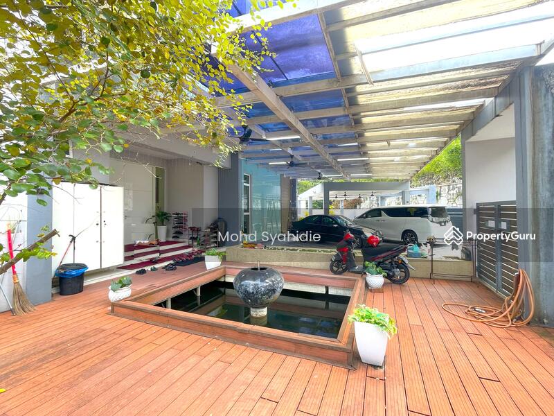 bungalow with more than 10 car for sale