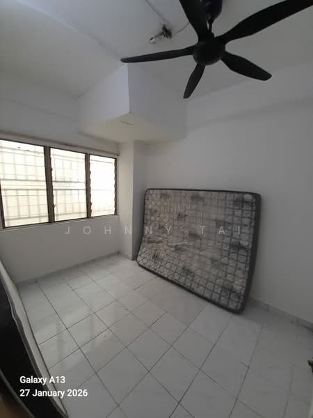 Pangsapuri untuk Dijual di Vista Magna - Johnny Tai - Bedroom - PropertyGuru.com.my