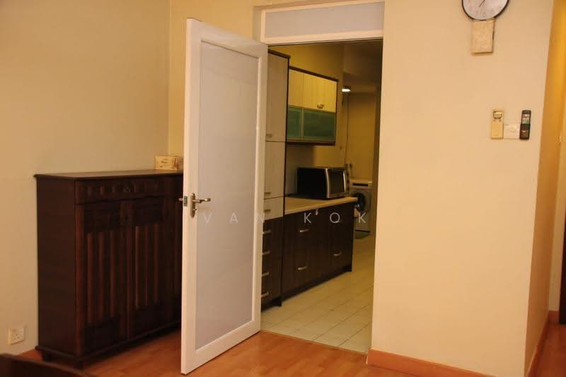 Condominium for Rent at Riana Green Condominium - Ivan Kok - Kitchen - PropertyGuru.com.my