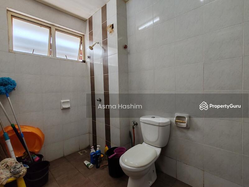 2-storey Terraced House for Sale in Puncak Bestari (Puncak Alam) - Asma Hashim - PropertyGuru.com.my